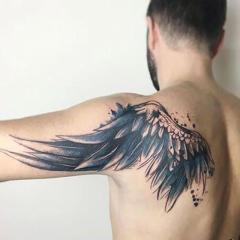 vì sao nam giới nên và không nên xăm hình